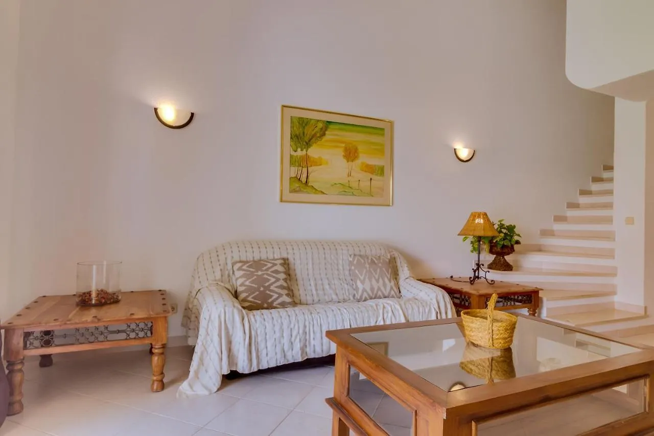 Small Villa 4Pax -Shared Pool @ Homesbyfc Albufeira