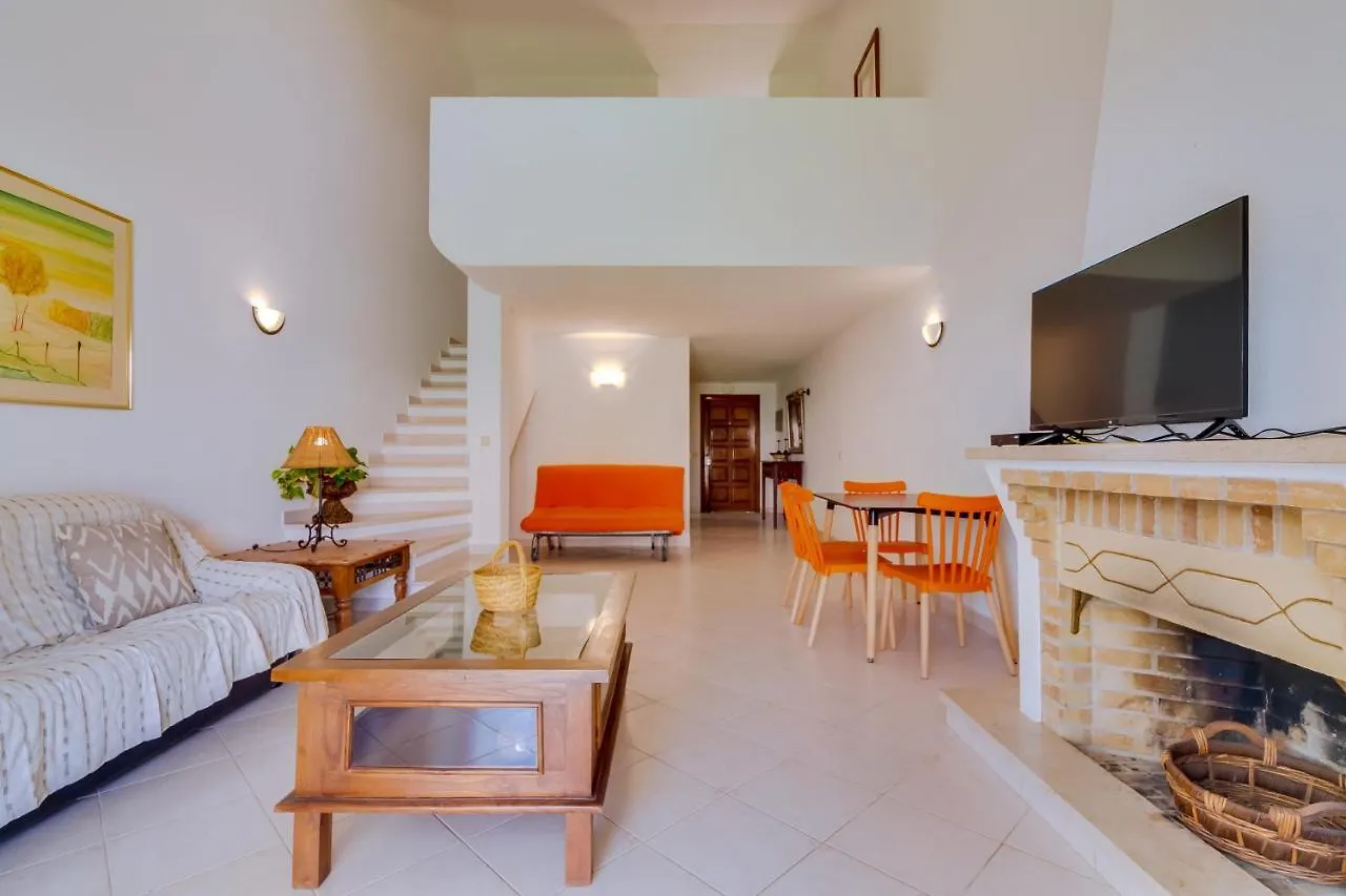 Small Villa 4Pax -Shared Pool @ Homesbyfc Albufeira