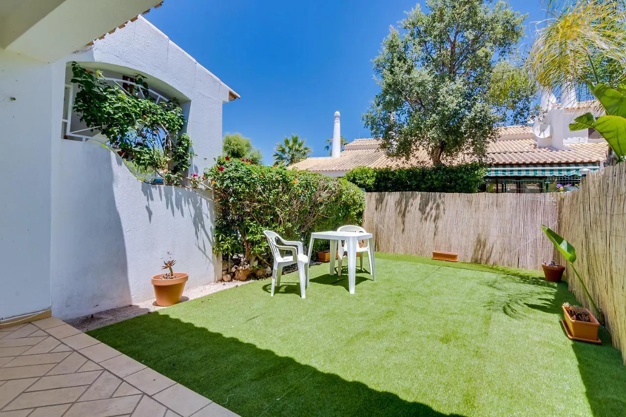 Small Villa 4Pax -Shared Pool @ Homesbyfc Albufeira Holiday home